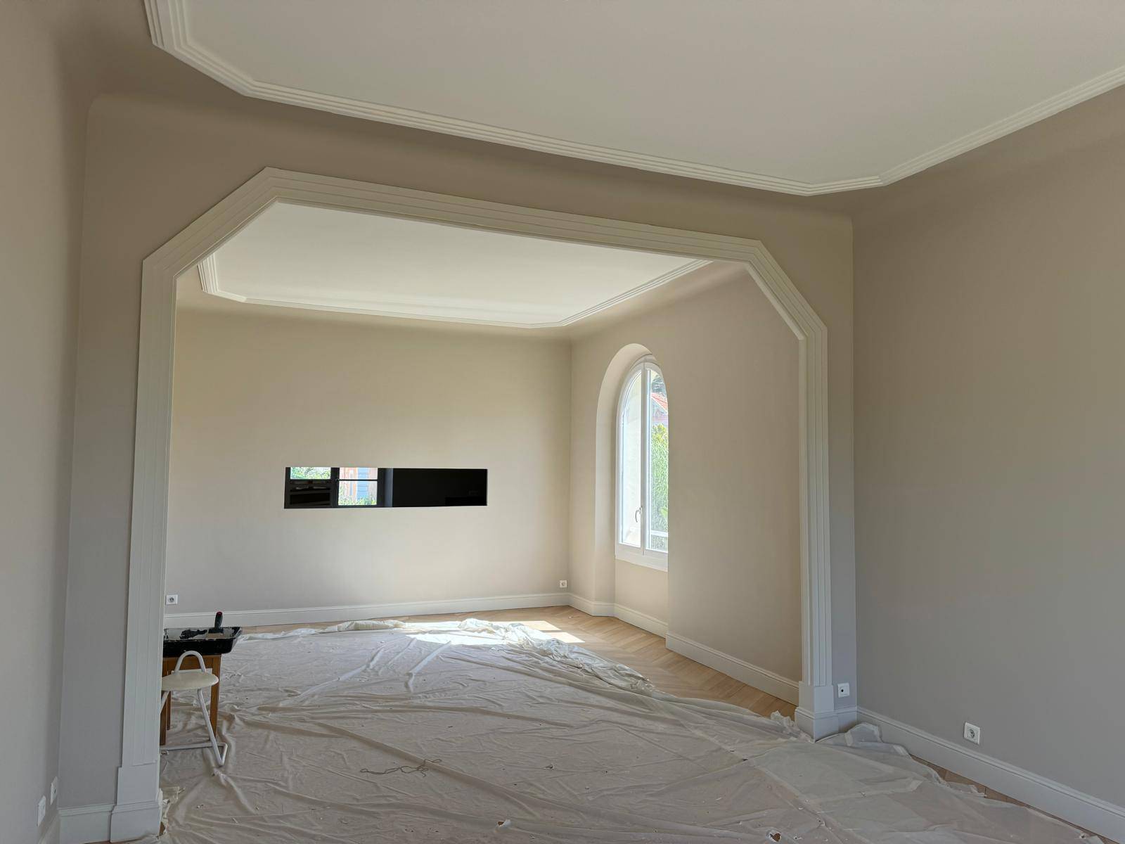 Travaux de peinture par peintres professionnels à Bormes les Mimosas dans le 83 