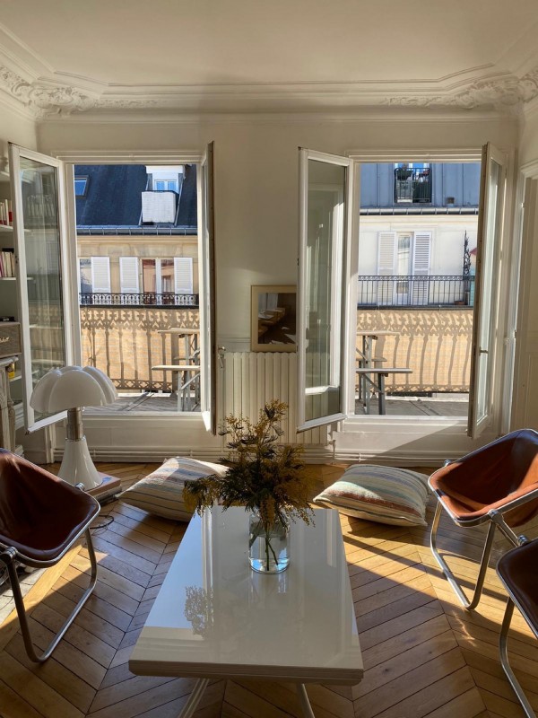 Couleurs tendances du printemps pour repeindre son appartement avec une entreprise d'application de peinture avec la marque de qualité haut de gamme à TOULON dans le VAR 