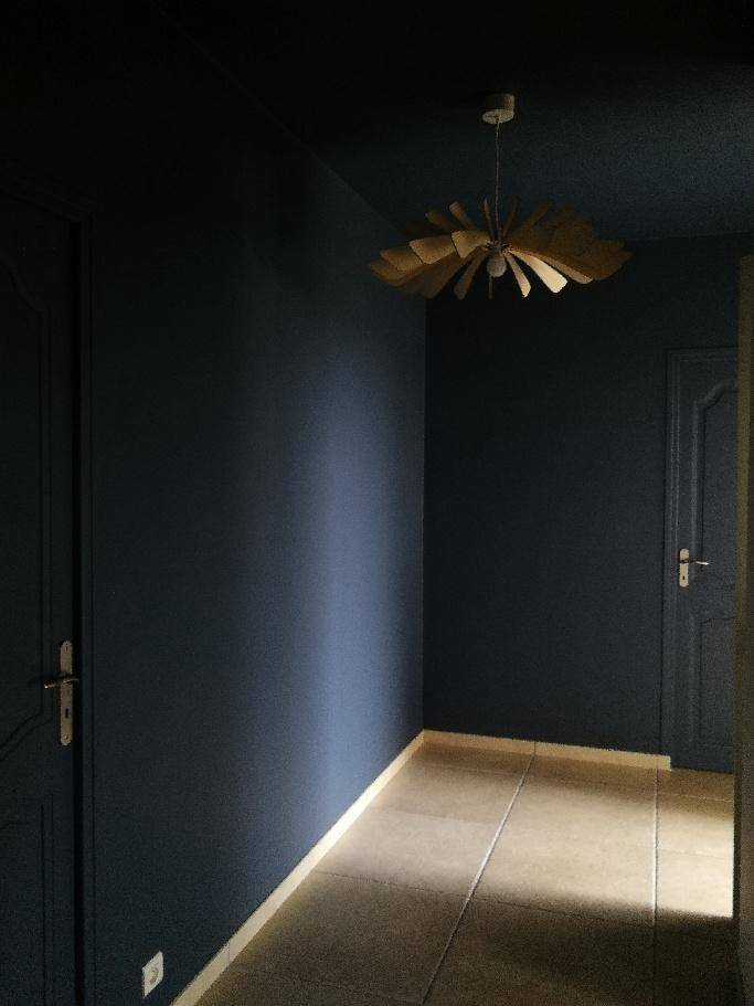 Réalisation de peintures intérieures au Pradet par les peintres professionnels COULEURS ET MATIERES dans le Var