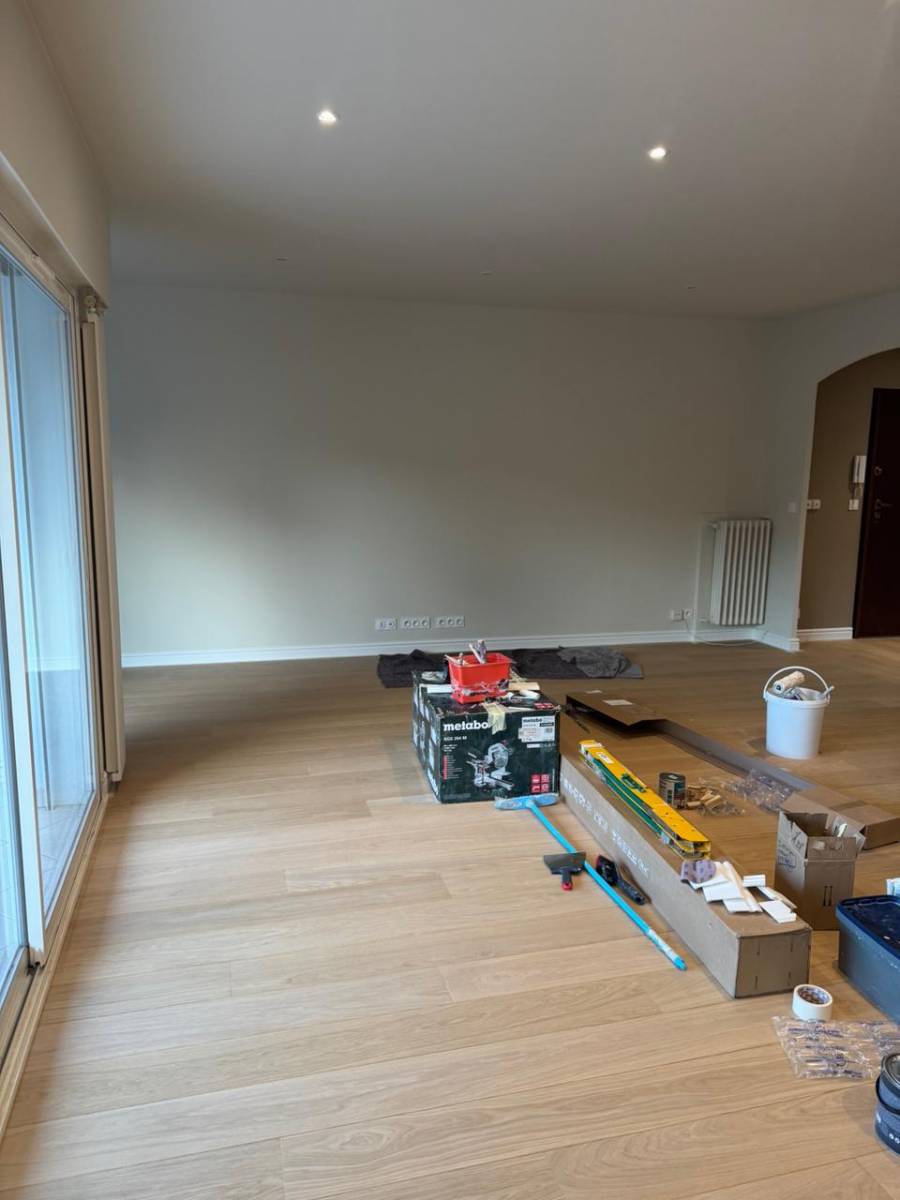 Application de peinture par artisans peintres COULEURS ET MATIERES au Pradet dans le 83