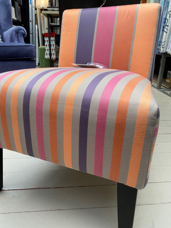 Siège de la marque toiles de Mayenne fabrication française en déstockage chez couleurs et matières à Toulon dans le Var