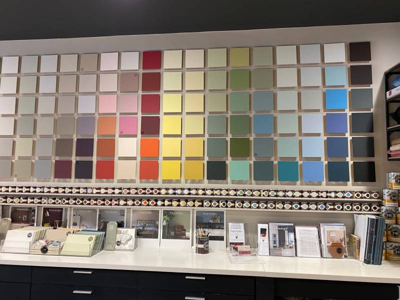 Peintures FARROW AND BALL tendance et qualité en vente chez COULEURS ET MATIERES près du Lavandou dans le 83